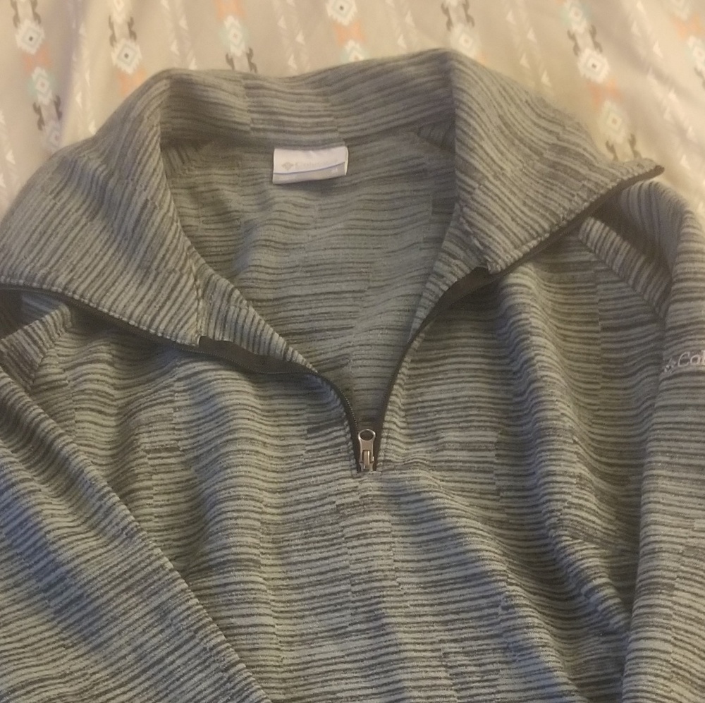 Columbia pull over half zip
